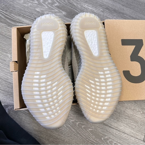 YEEZY BOOST 350 V2 SLATE - Picture 4 of 5